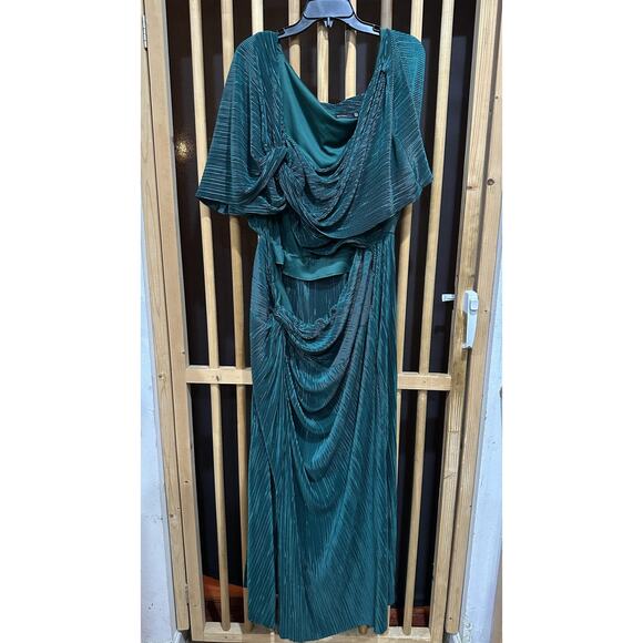 ASOS Design Curve Dress Plus 24 Green Fallen Shoulder Pleated Drape Maxi - Picture 3 of 6